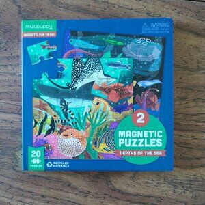 MudPuppy Magnetic Puzzle (Depths of the Sea) 2 Puzzles in 1